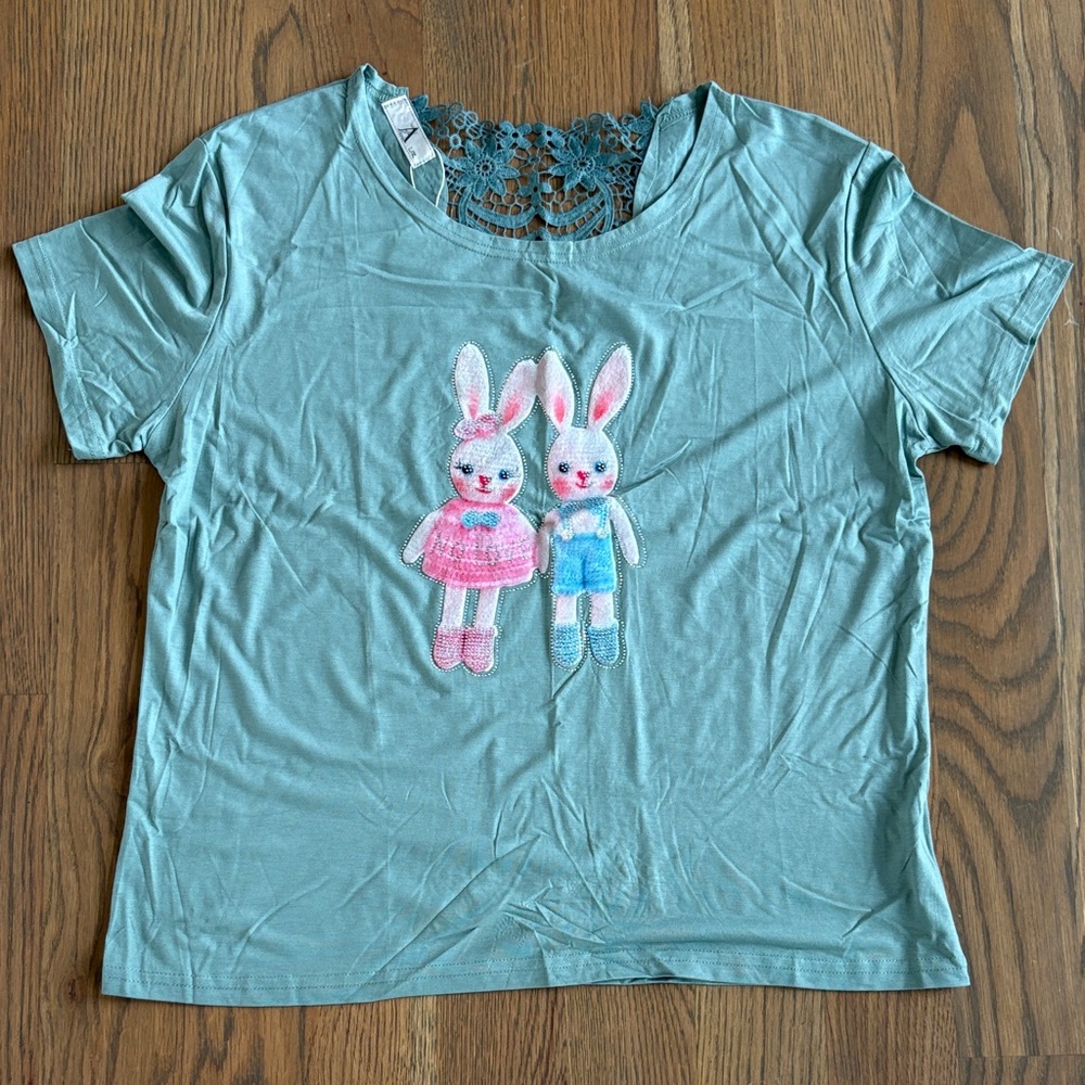 Women’s ' Mint Bunny Appliqué Tee - Cute Pink & Blue Detail 🍧